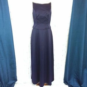 Belsoie Dress Navy Blue Gown Boatneck Sleeveless